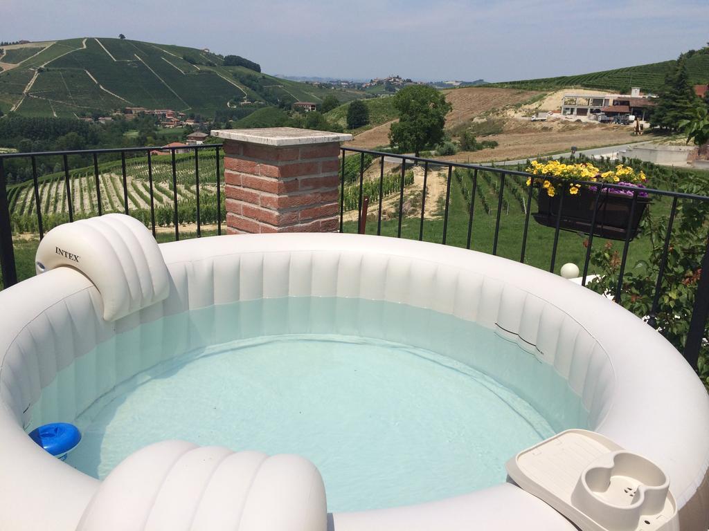 Bed and Breakfast La Terrazza Del Barbaresco Neviglie Esterno foto