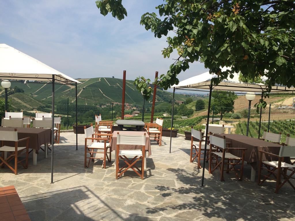 Bed and Breakfast La Terrazza Del Barbaresco Neviglie Esterno foto