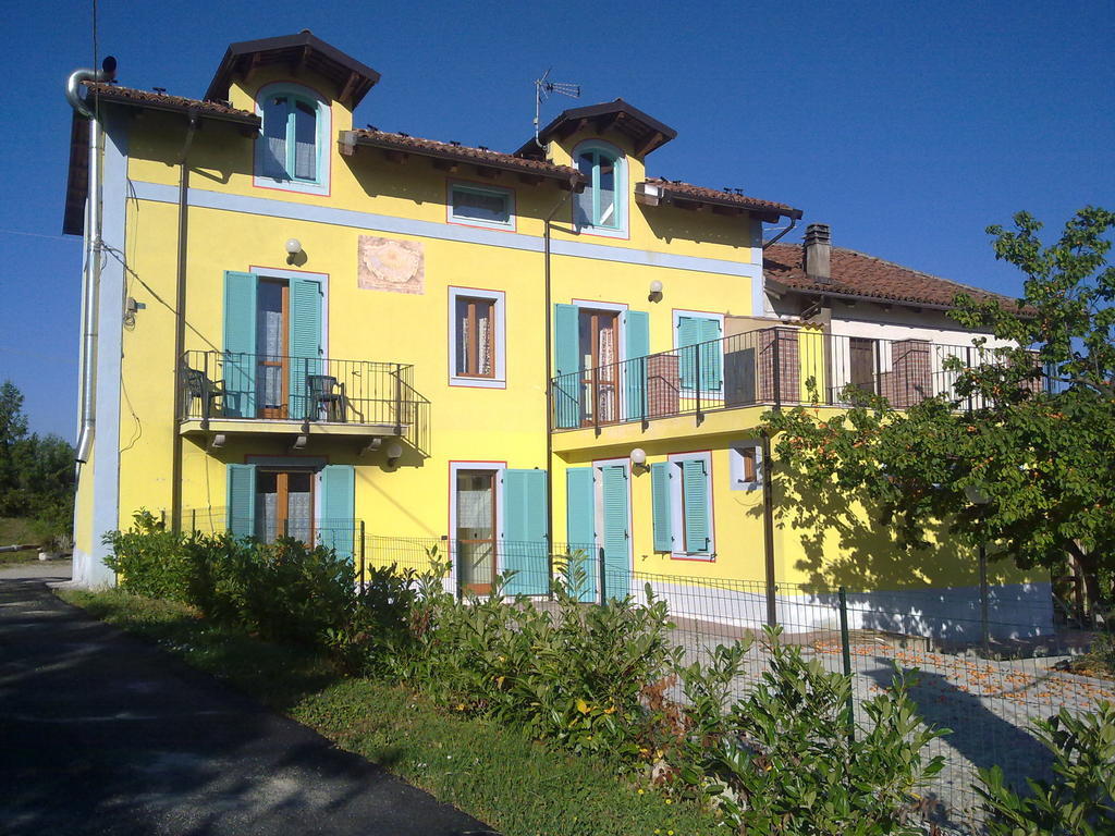 Bed and Breakfast La Terrazza Del Barbaresco Neviglie Esterno foto
