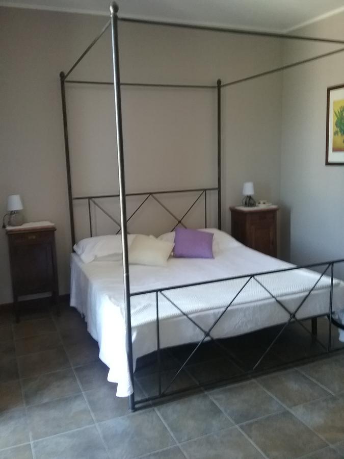 Bed and Breakfast La Terrazza Del Barbaresco Neviglie Esterno foto