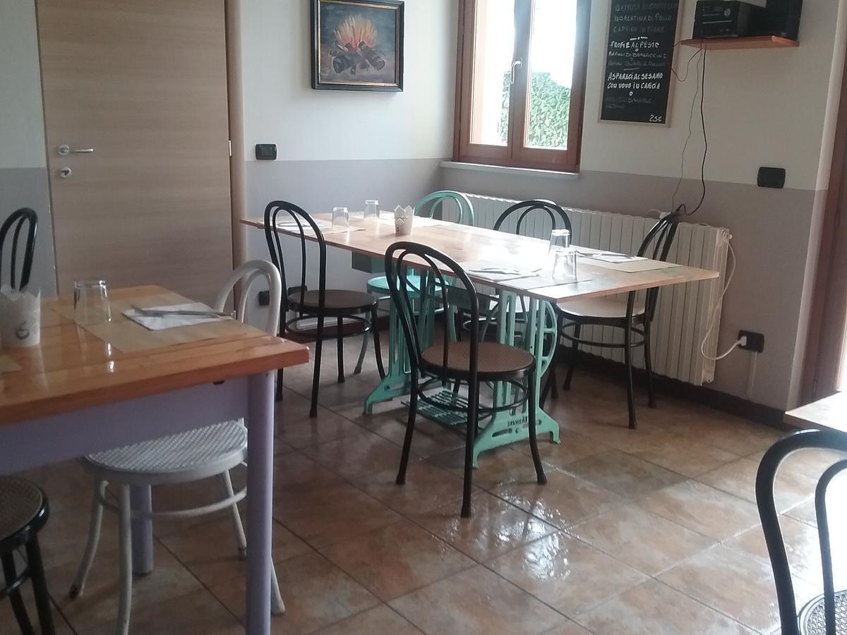 Bed and Breakfast La Terrazza Del Barbaresco Neviglie Esterno foto