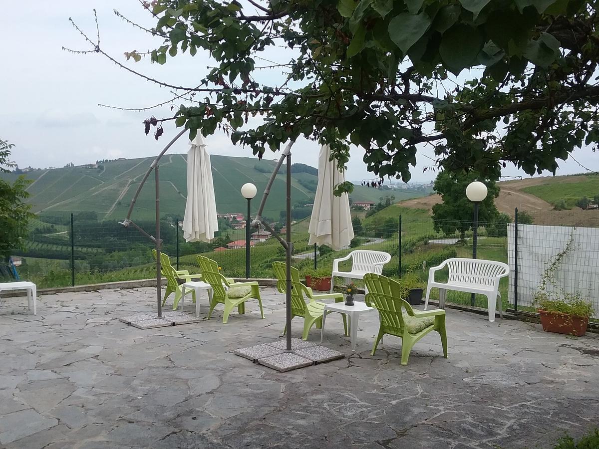Bed and Breakfast La Terrazza Del Barbaresco Neviglie Esterno foto