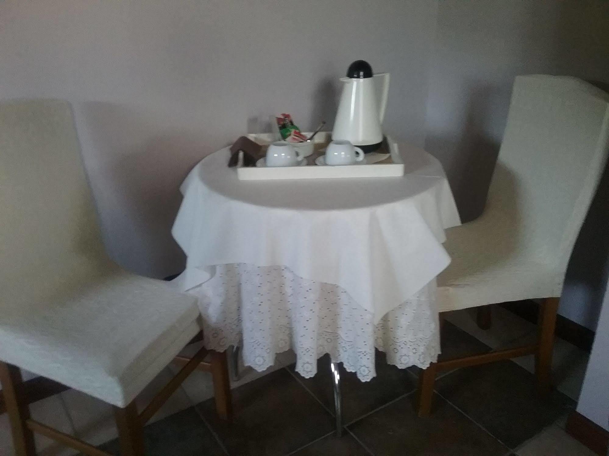 Bed and Breakfast La Terrazza Del Barbaresco Neviglie Esterno foto